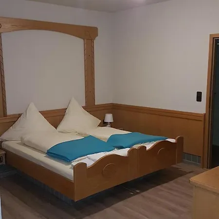 Restaurant Paelzer-buwe Hotell