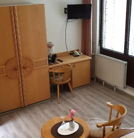 Restaurant Paelzer-buwe 3*