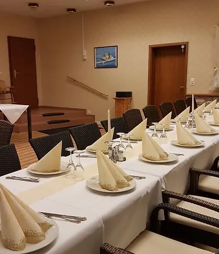 Restaurant Paelzer-buwe 호텔 3*