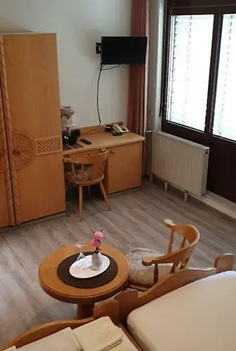 호텔 Restaurant Paelzer-buwe Haßloch